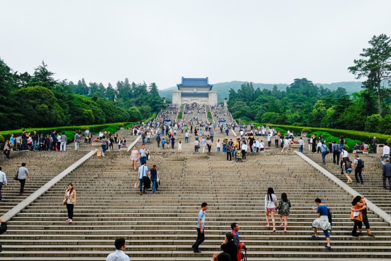 Sun Yat Sen's Mausoleum, only 399 steps to go :-)